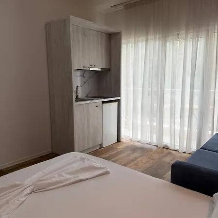 Blumont 3*