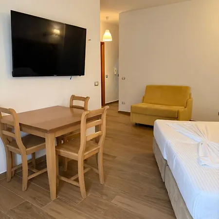 Blumont Szálloda 3*
