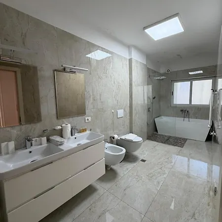 Blumont 3*