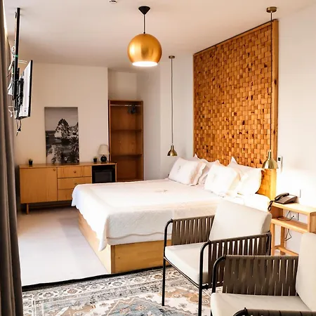 Blumont 3*